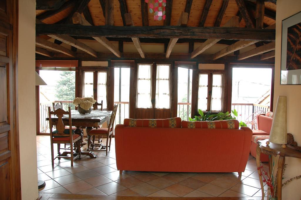 Posada Corral Mayor La Serna エクステリア 写真